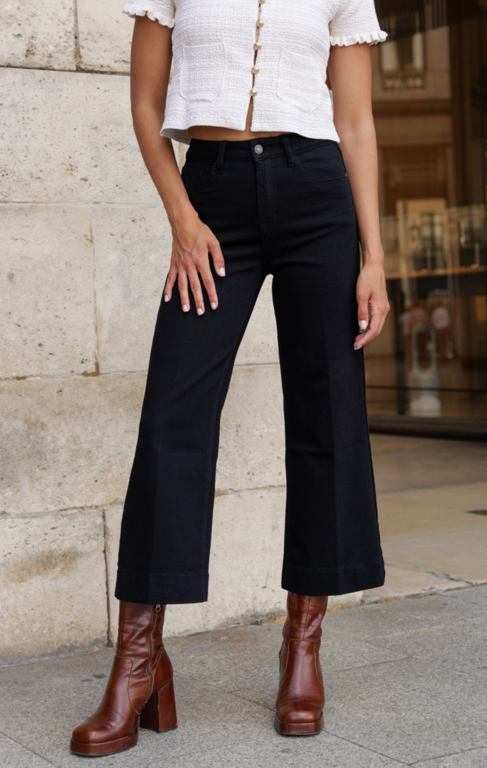 PANTALON FIONA CULOTTE EN COLOR NEGRO - Imagen 2