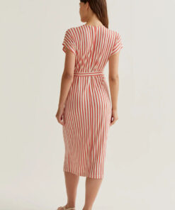 Alternative view of VESTIDO MIDI CRUZADO CON RAYAS ROJAS de COMPAÑÍA FANTÁSTICA