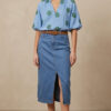 BLUSA MANAROLA BORDADA CON MANGAS ABULLONADAS - Imagen 2