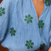 BLUSA MANAROLA BORDADA CON MANGAS ABULLONADAS - Imagen 3