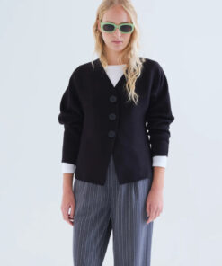 CARDIGAN NEGRO CON BOTONES GRANDES de COMPAÑÍA FANTÁSTICA
