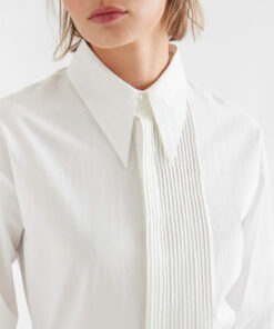 CAMISA BLANCA CON PLIEGUES de COMPAÑÍA FANTÁSTICA